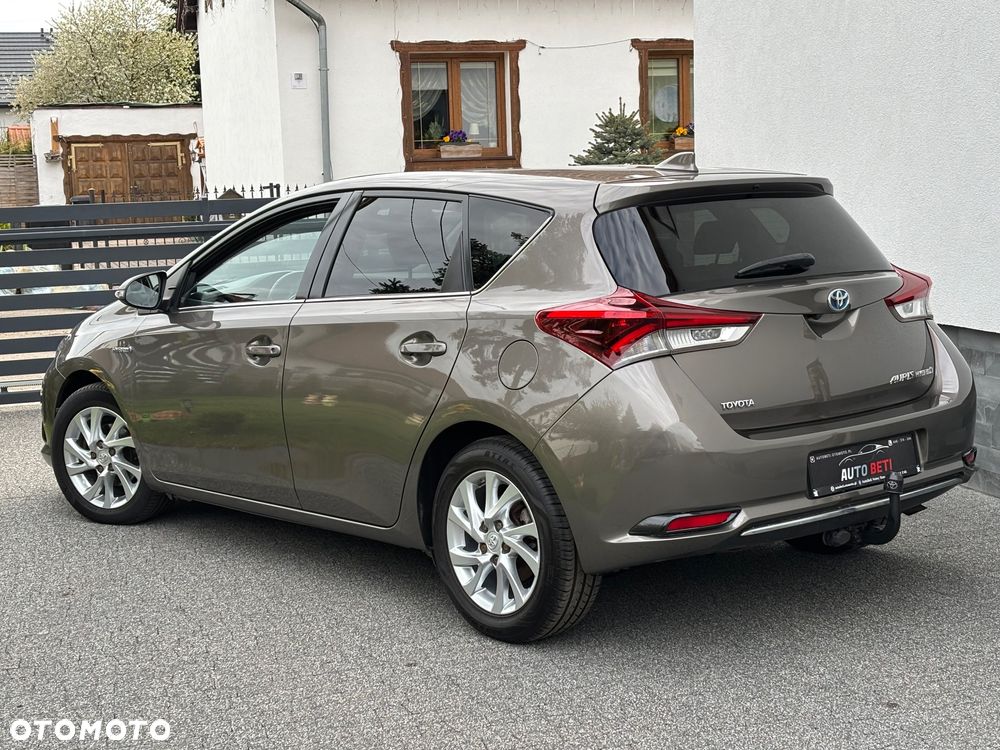 Toyota Auris 1.8 HSD Prestige NAVI - 25