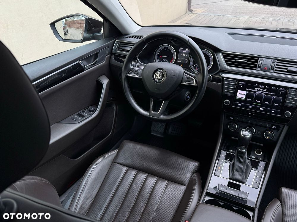 Skoda Superb 2.0 TDI 4x4 DSG L&K - 16