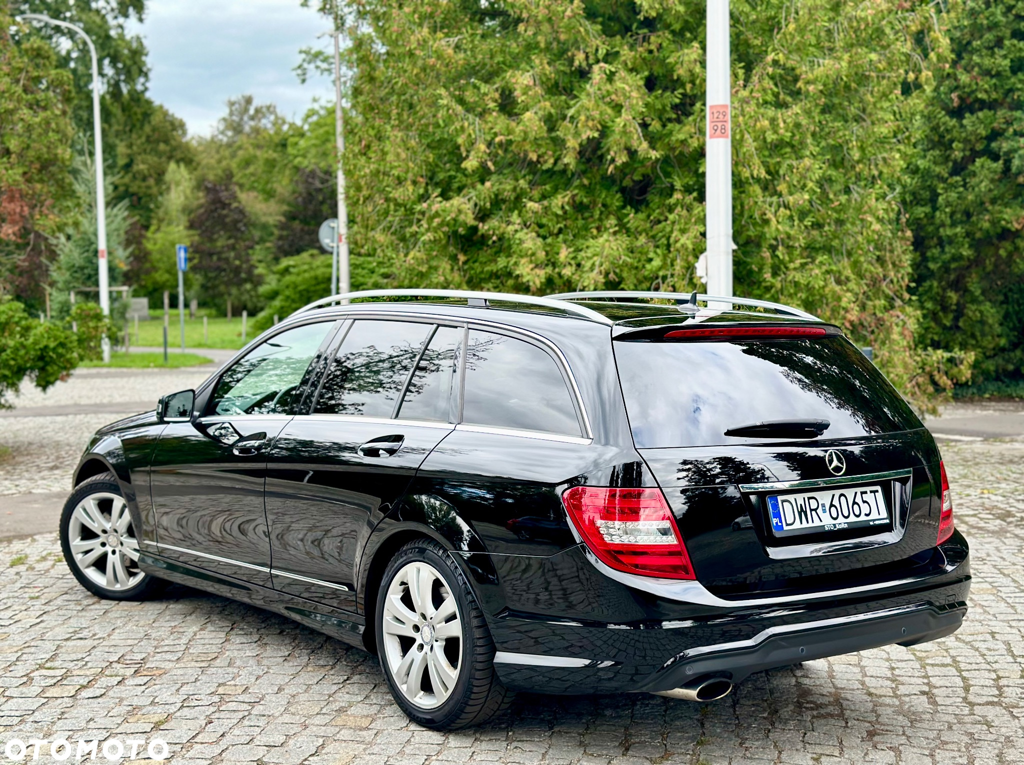 Mercedes-Benz Klasa C 250 T (BlueEFFICIENCY) 7G-TRONIC Avantgarde - 25