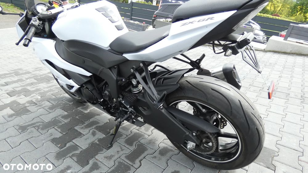 Kawasaki Ninja - 7