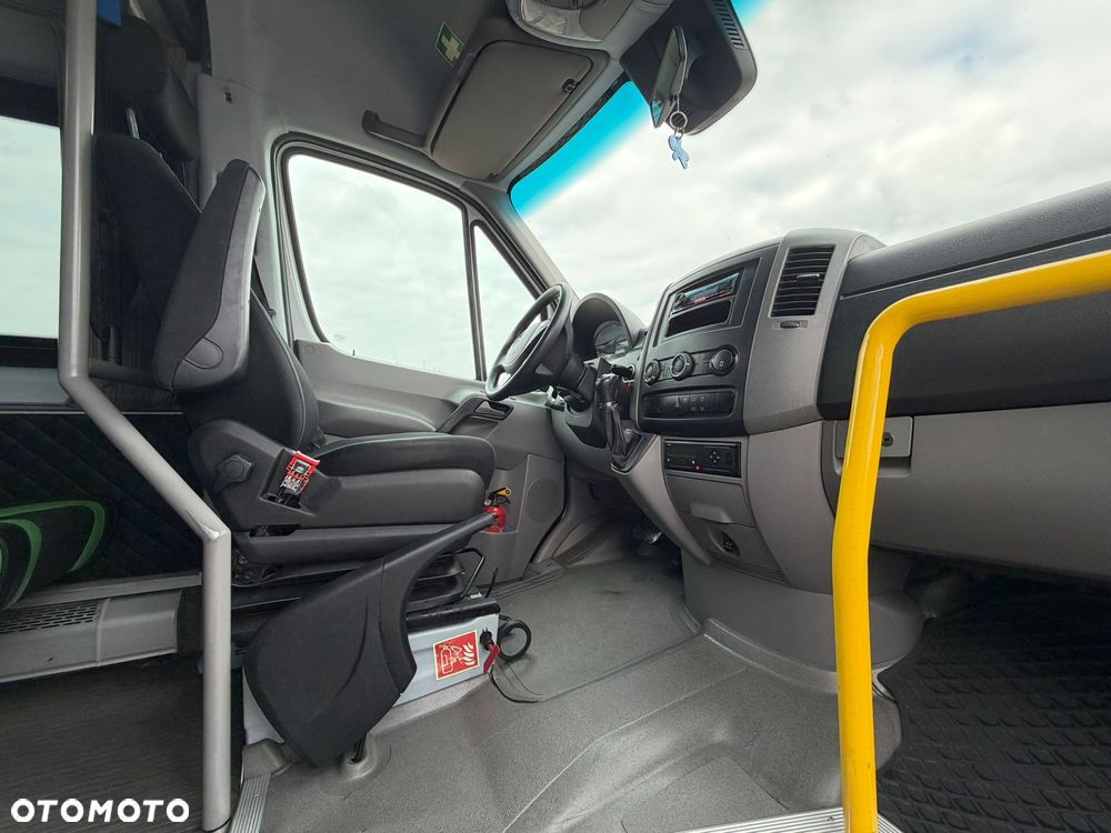 Mercedes-Benz Sprinter 519 - 16