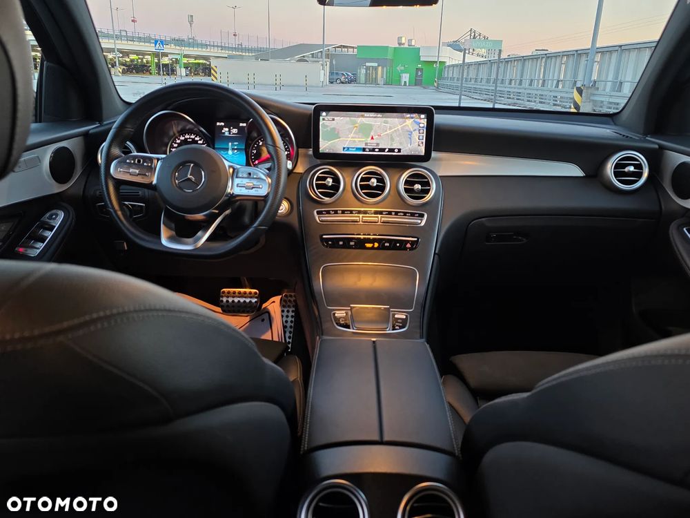Mercedes-Benz GLC - 15