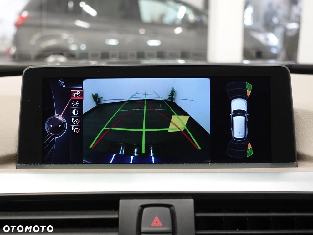 BMW Seria 3 - 33