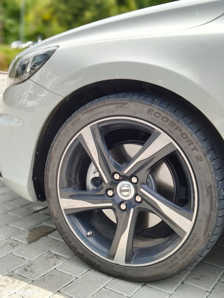 Volvo V40 T2 RDesign - 17