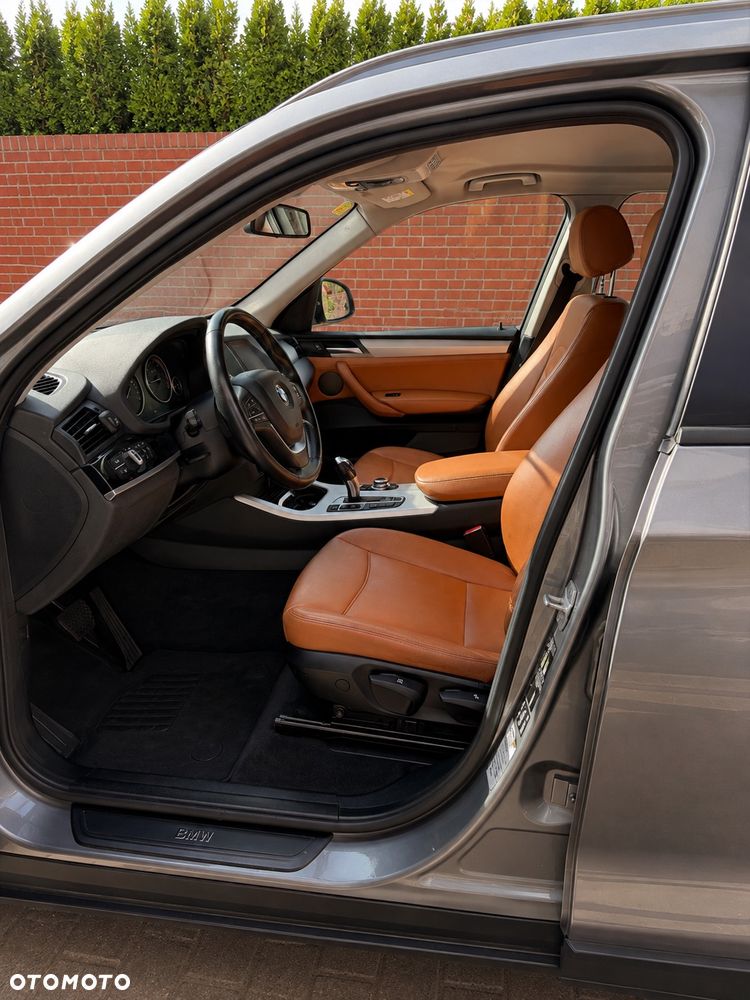 BMW X3 xDrive20d xLine - 14