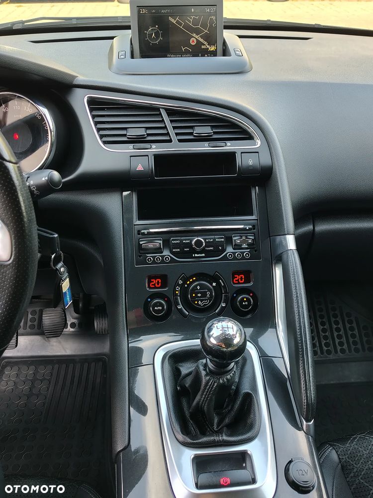 Peugeot 3008 1.6 BlueHDi Style S&S - 18