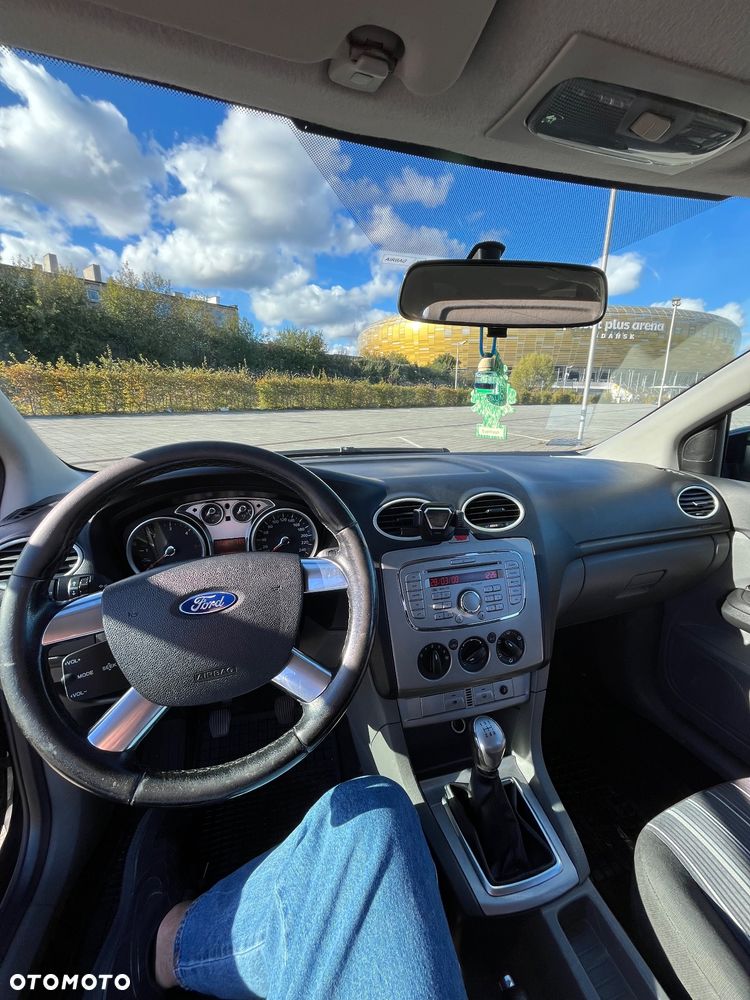 Ford Focus 1.8 TDCi Ambiente - 12