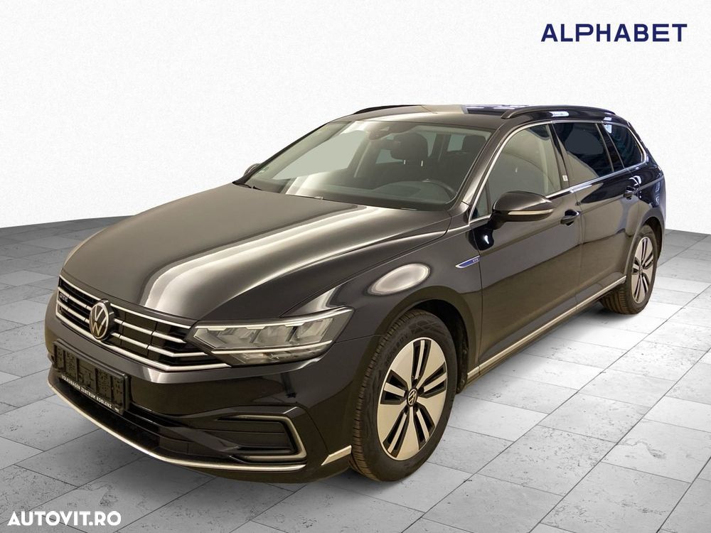 Volkswagen Passat - 3