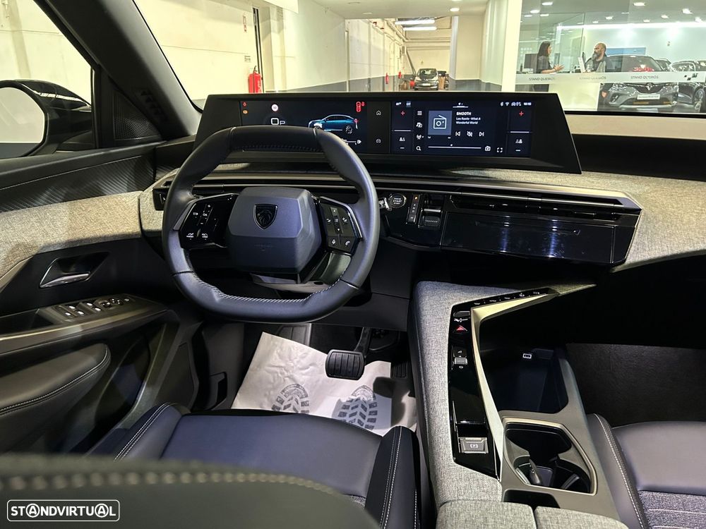 Peugeot 3008 1.2 Hybrid Allure e-DCS6 - 21