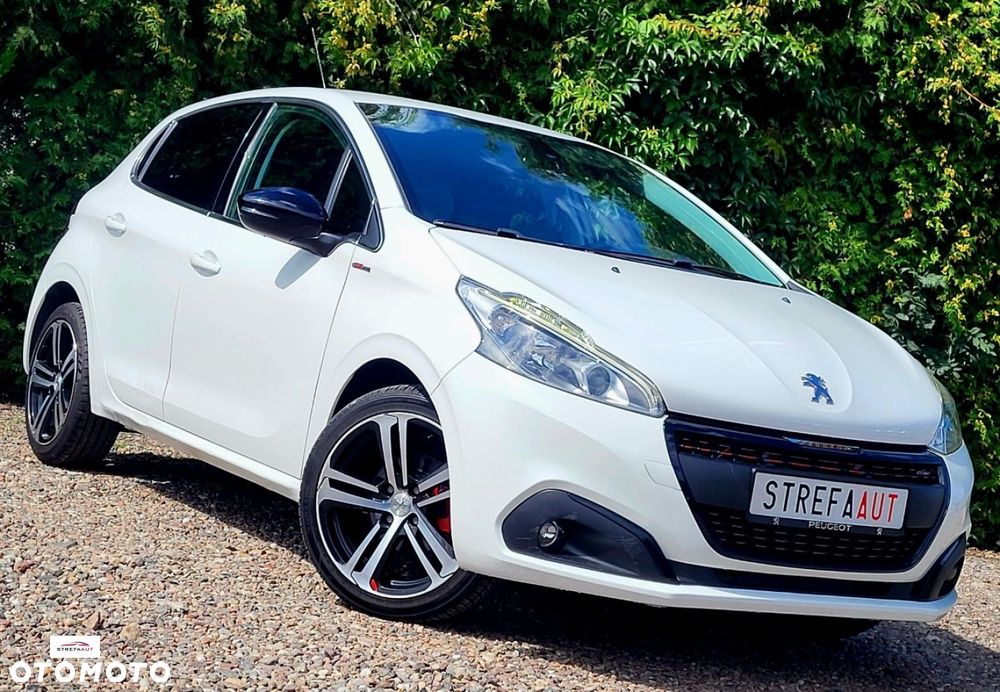 Peugeot 208 - 10
