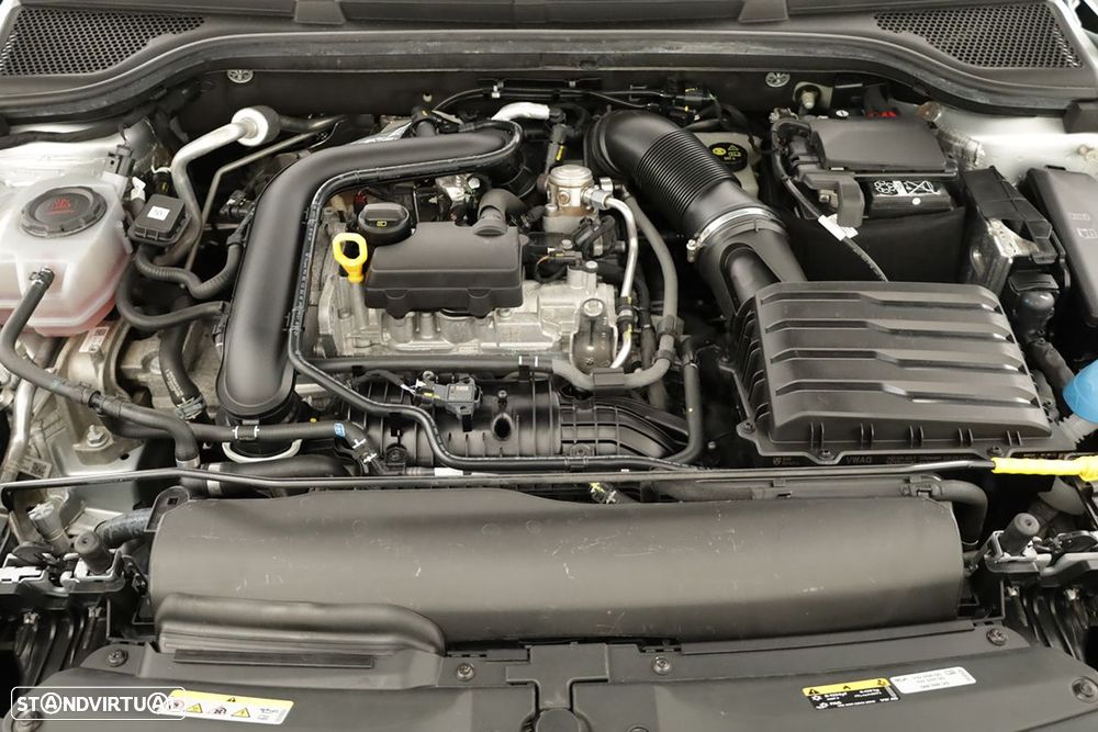 Skoda Kamiq 1.0 TSI DSG — fotografia 24