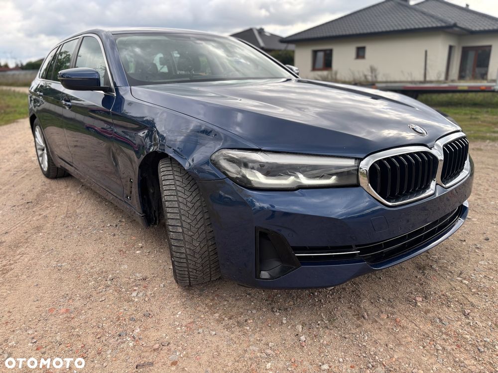 BMW Seria 5 530d xDrive - 4
