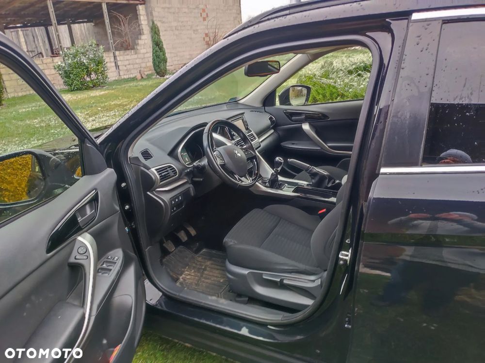 Mitsubishi Eclipse Cross 1.5 T Invite Plus - 9