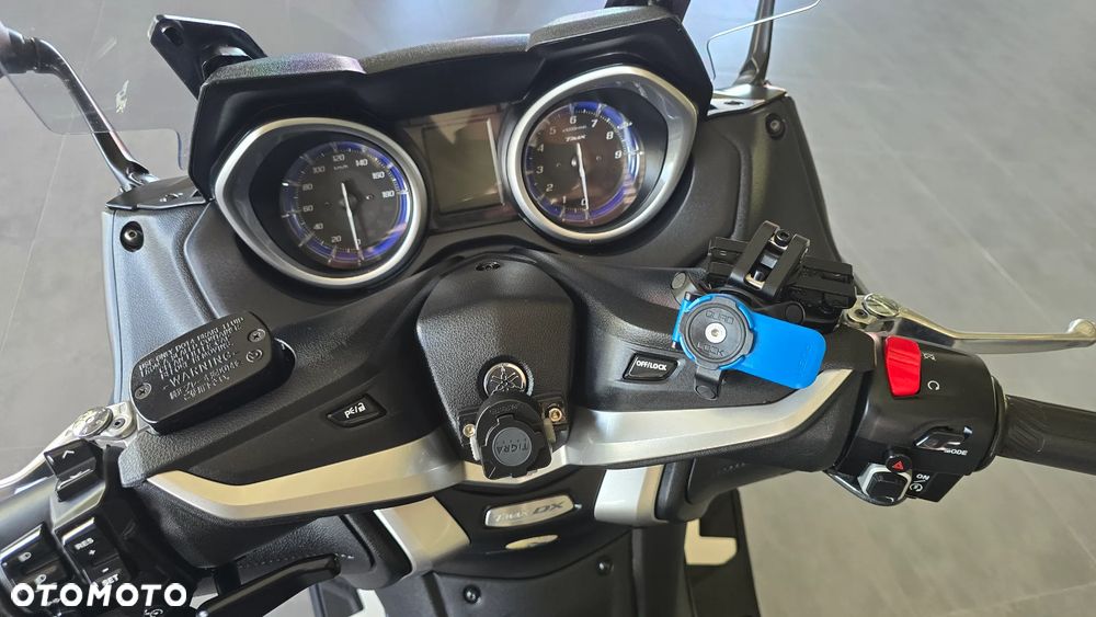 Yamaha Tmax - 20