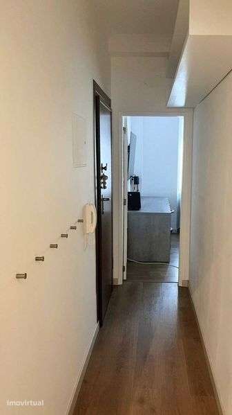 Apartamento T2 com terraço - Grande imagem: 3/12