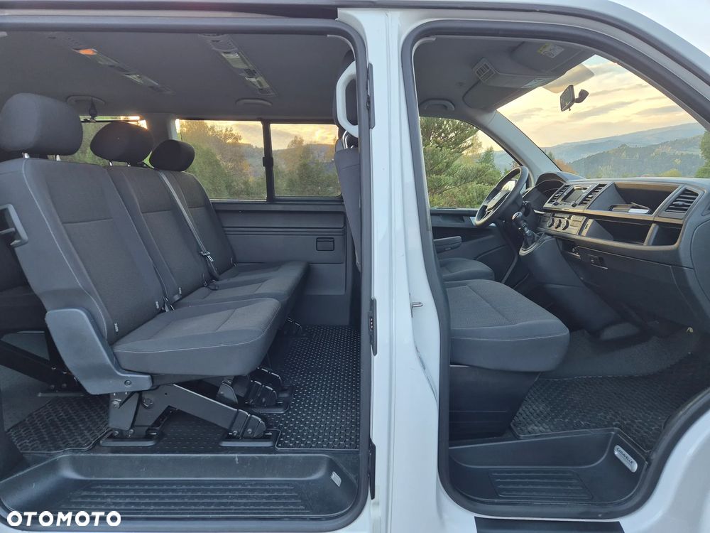 Volkswagen Caravelle 2.0 TDI L2 Trendline 4Motion - 11