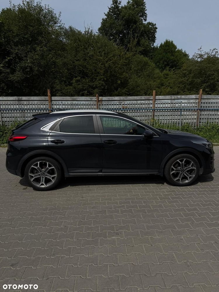 Kia XCeed 1.5 T-GDI L Business Line DCT - 4