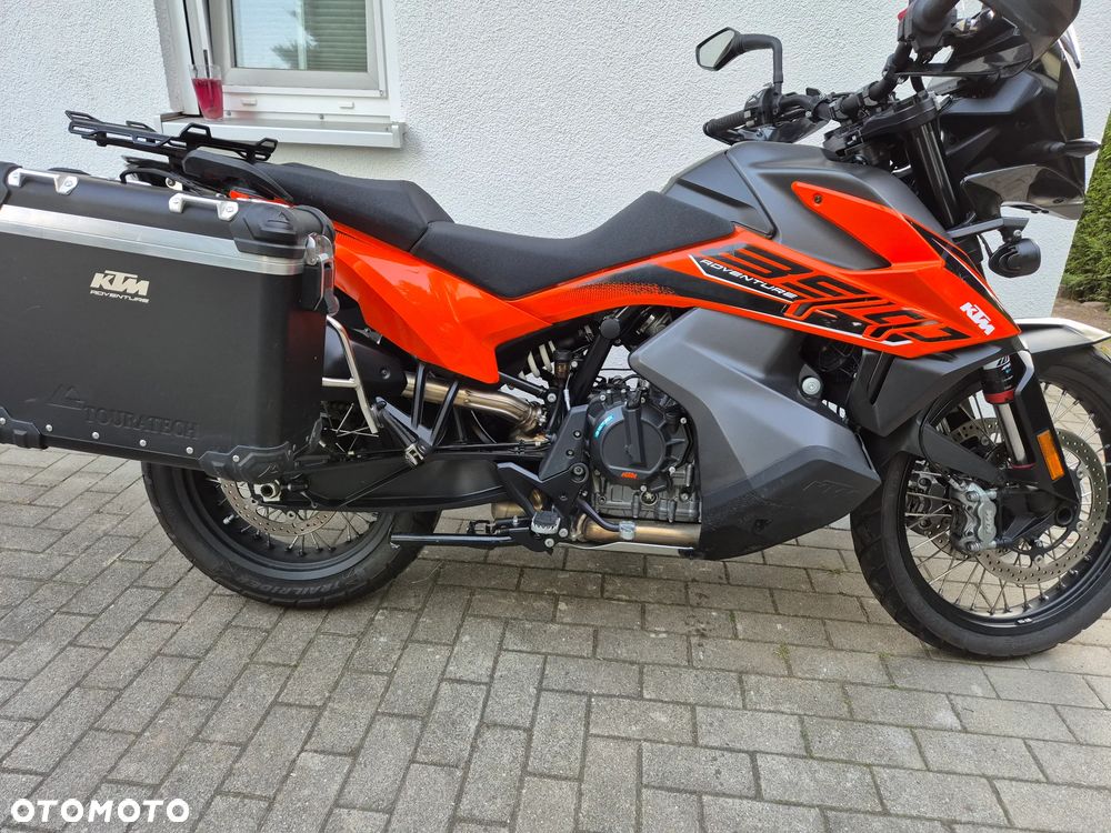 KTM Adventure 890 - 13