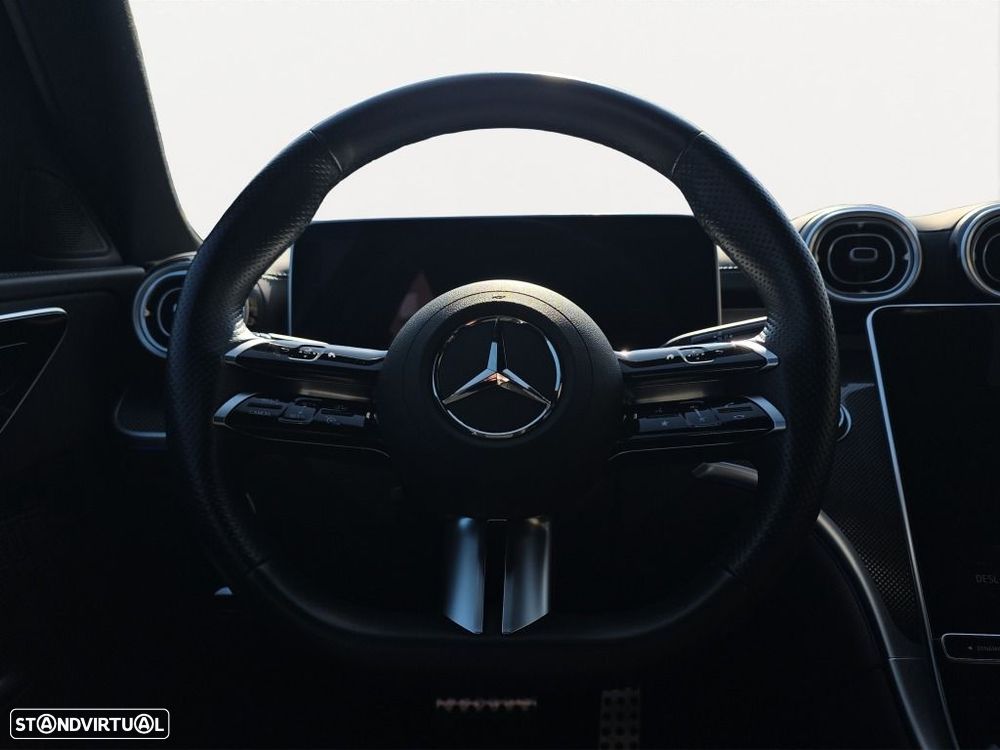Mercedes-Benz C 220 — fotografia 9