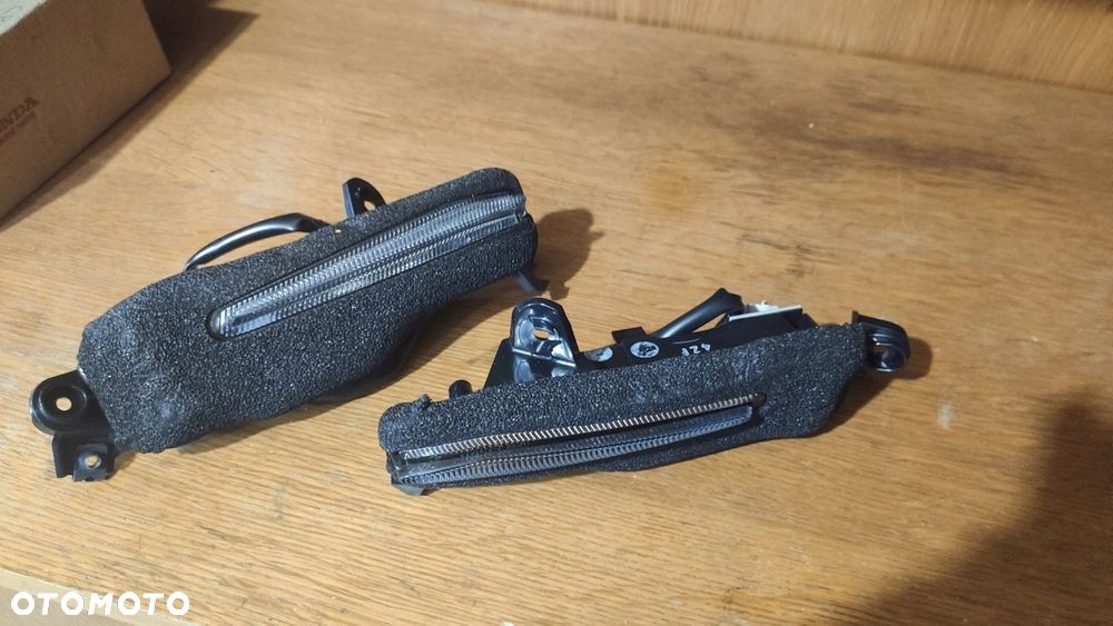 EU LAMPA LED DAY PRAWA YAMAHA R1 RN32 RN49 15- - 1