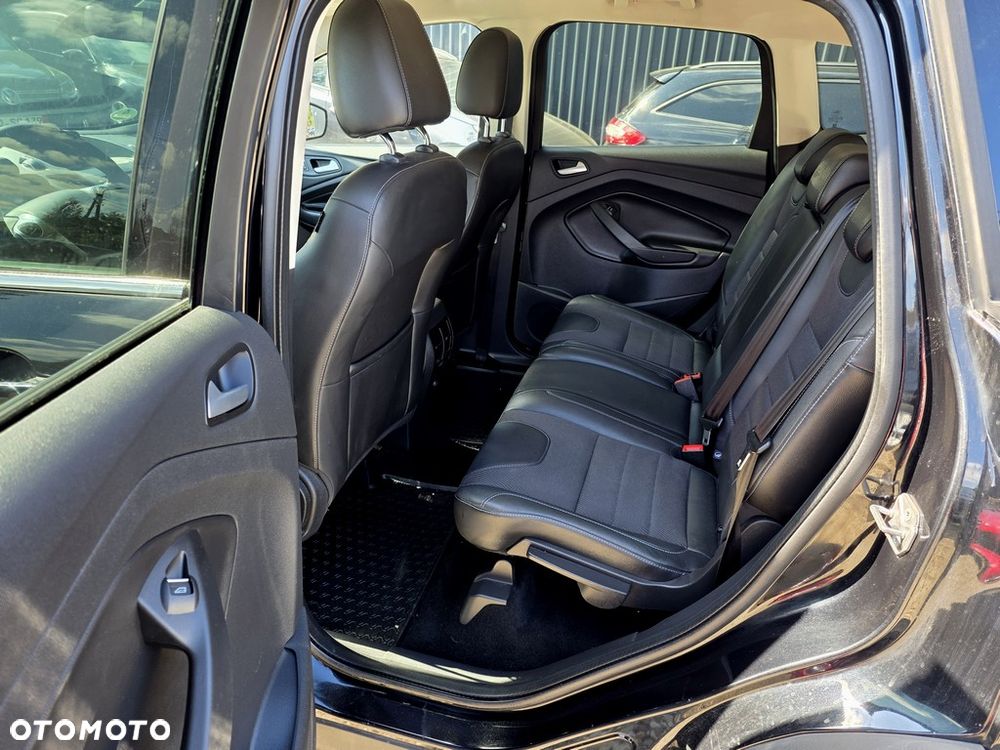 Ford Kuga 2.0 TDCi FWD Titanium - 13