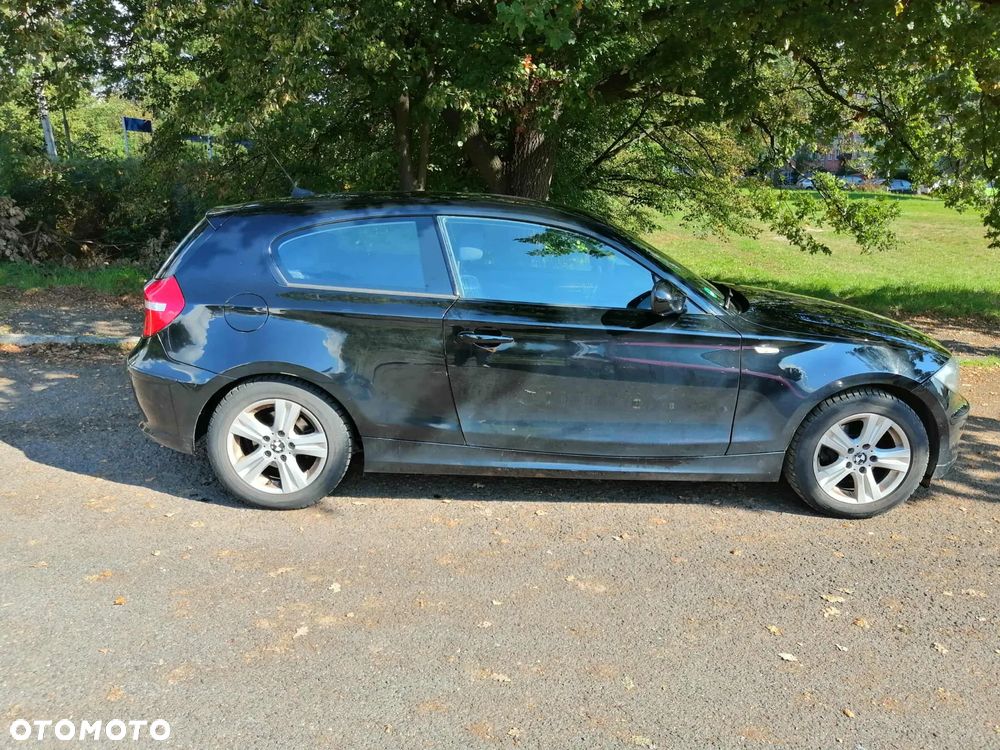 BMW Seria 1 116i - 8