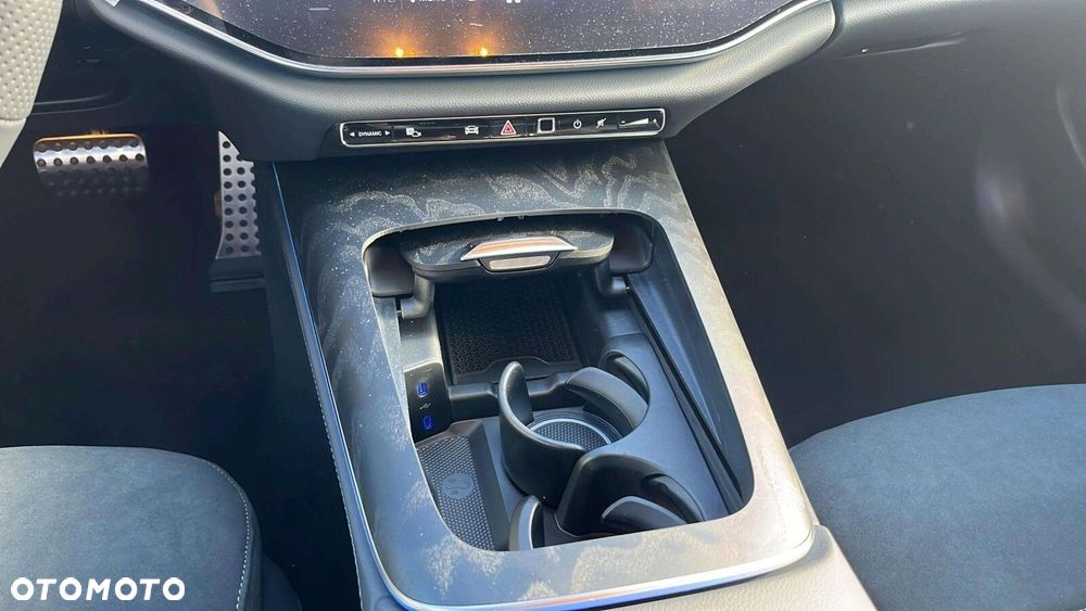 Mercedes-Benz Klasa E 220 d 4-Matic AMG - 14