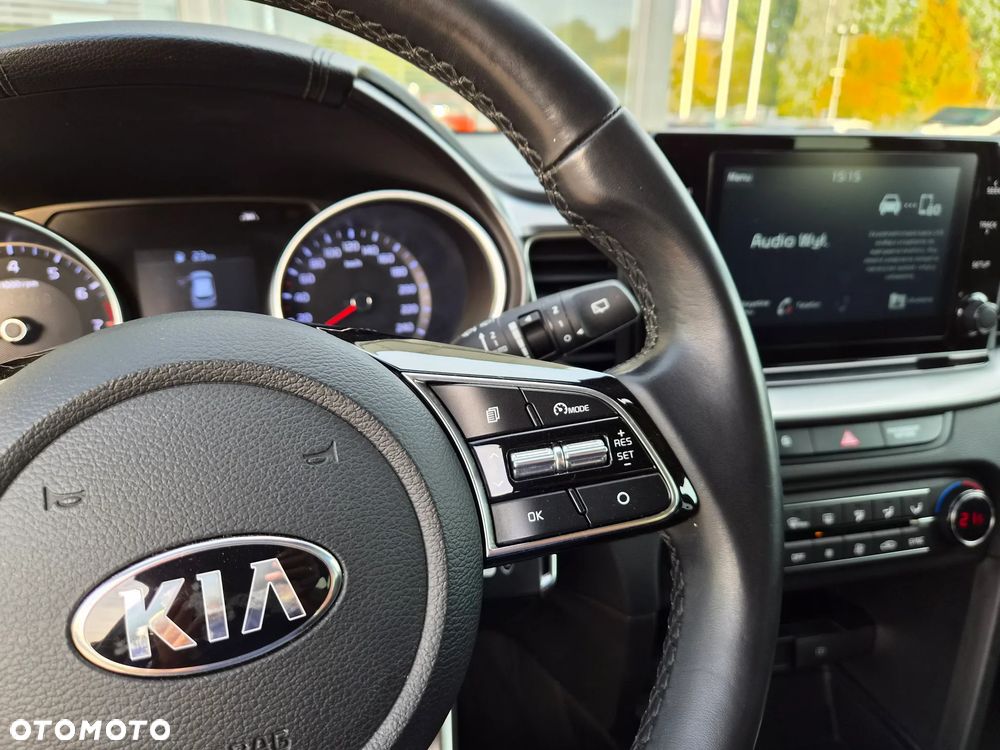 Kia Ceed 1.4 T-GDI L Business Line - 23