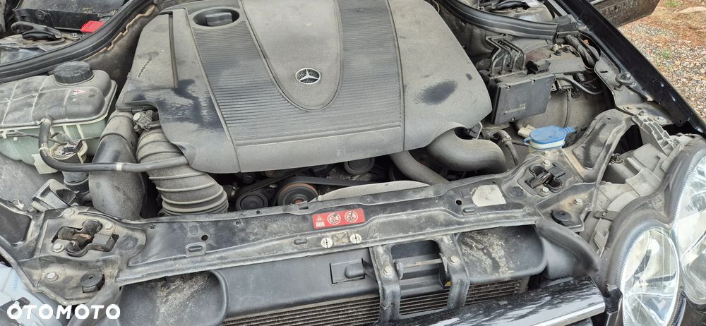 Mercedes-Benz CLK 220 CDI Avantgarde DPF - 16