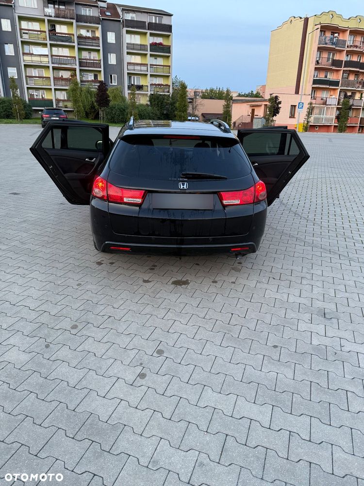 Honda Accord 2.2d Executive Nav - 2