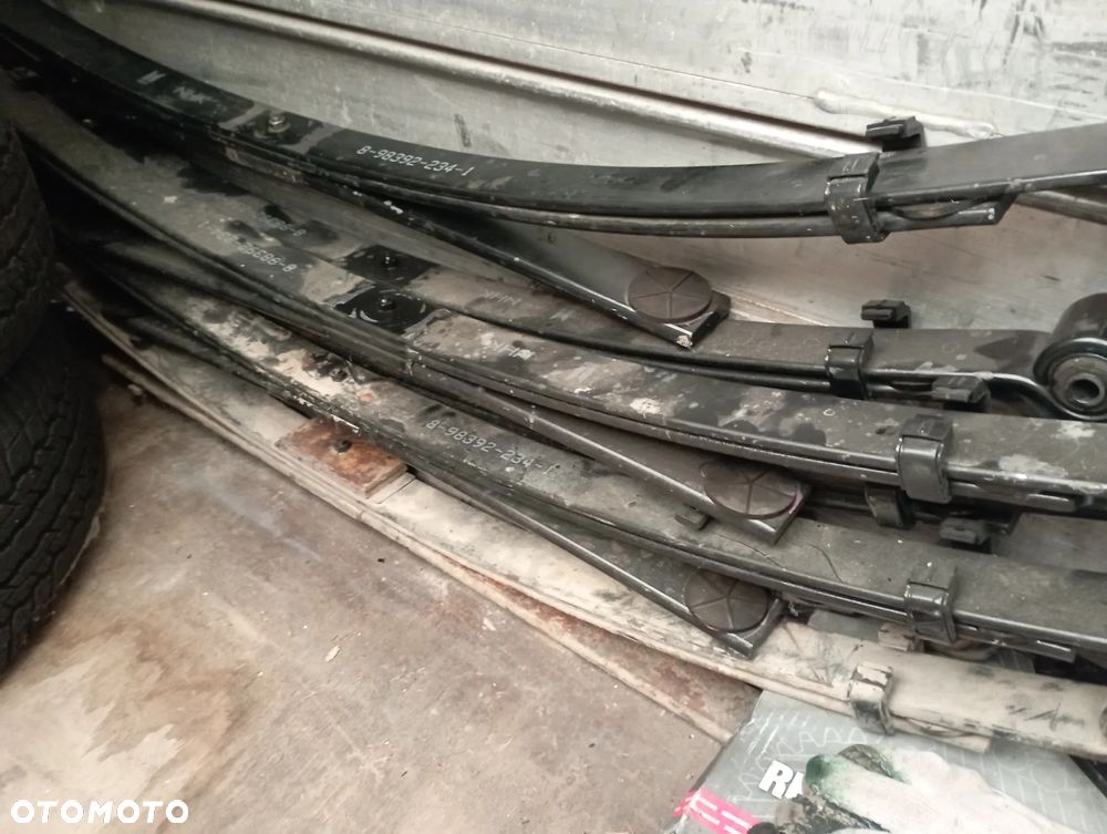 RESORY resor tył ISUZU D-max II i III 1,9 i 2,5d NOWE - 13