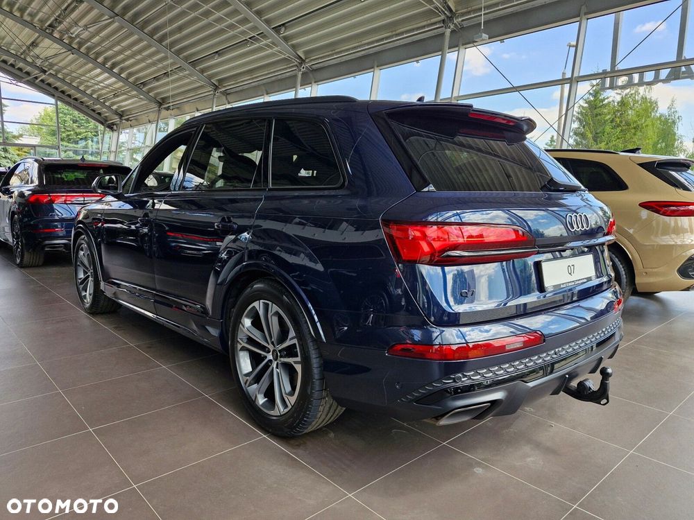Audi Q7 - 6
