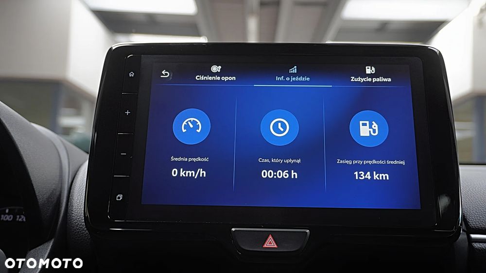 Toyota Yaris 1.5 Comfort - 24