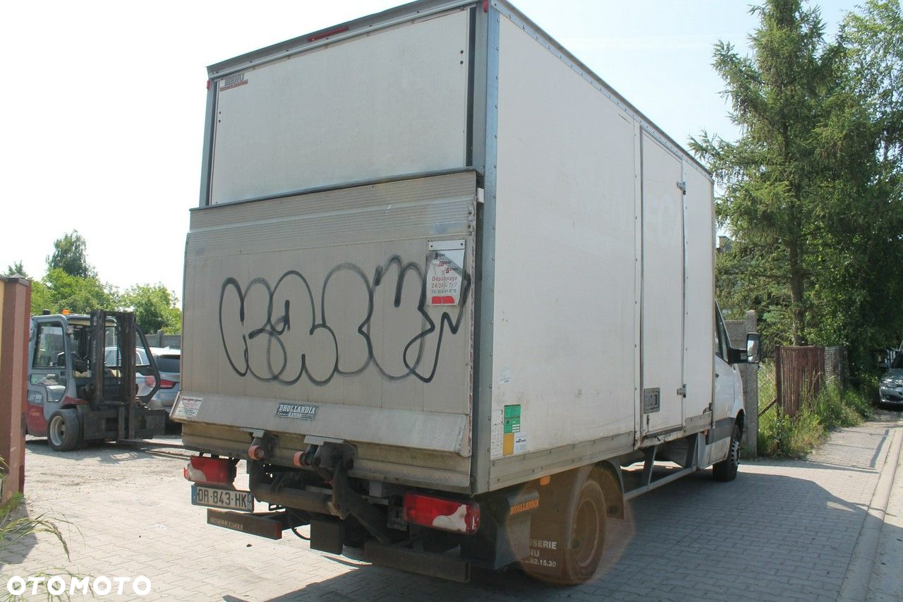 Mercedes-Benz Sprinter - 3