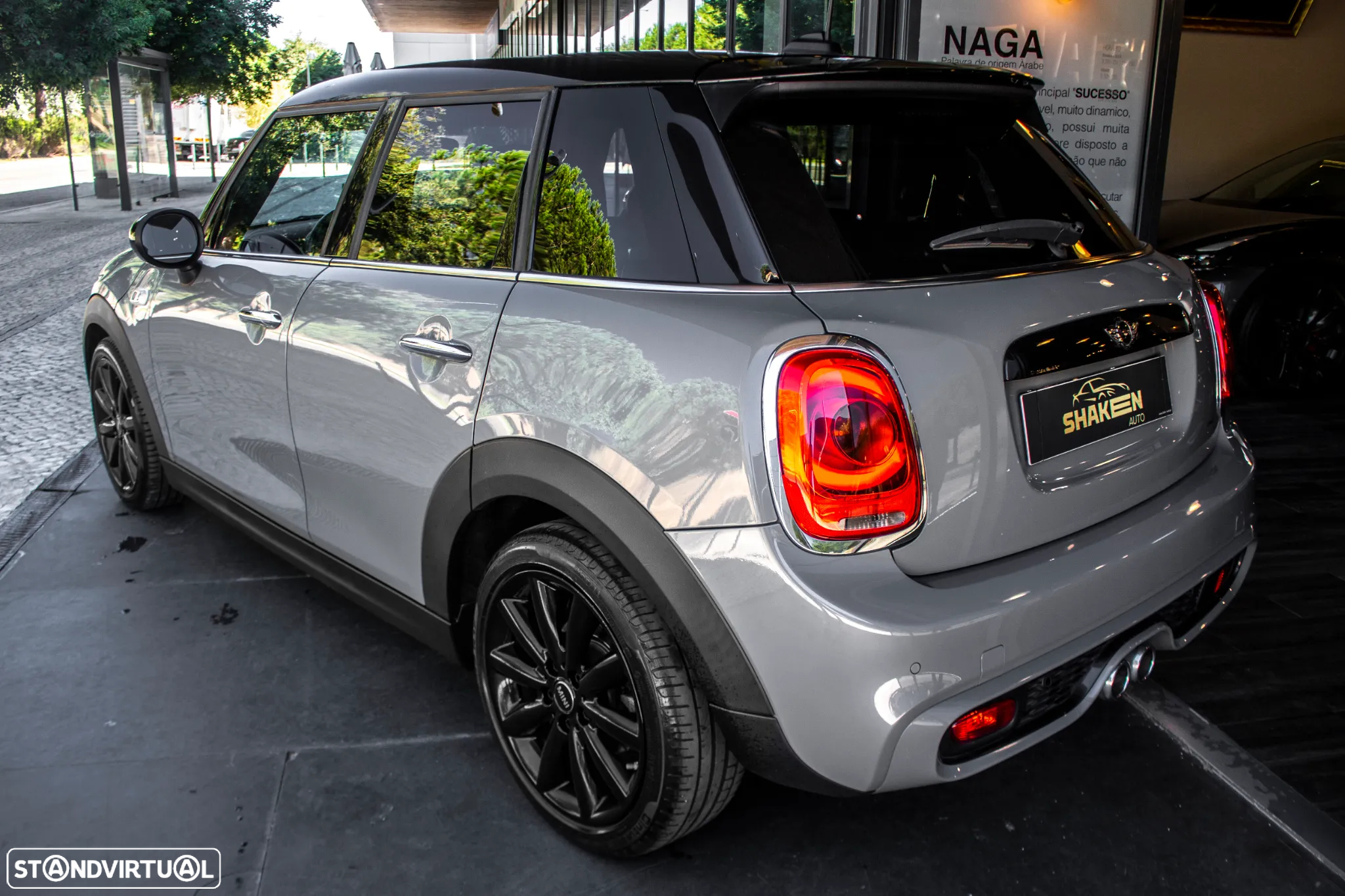 MINI 5 Portas Cooper SD Aut. - 3
