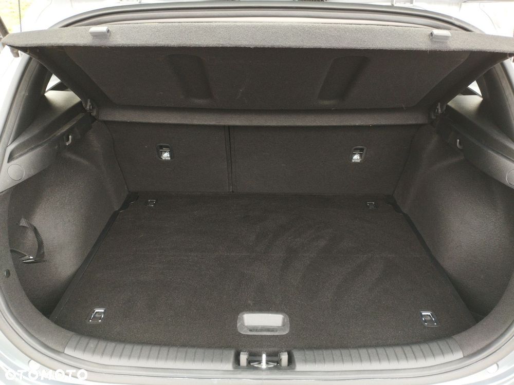 Kia Ceed 1.5 T-GDI M - 17