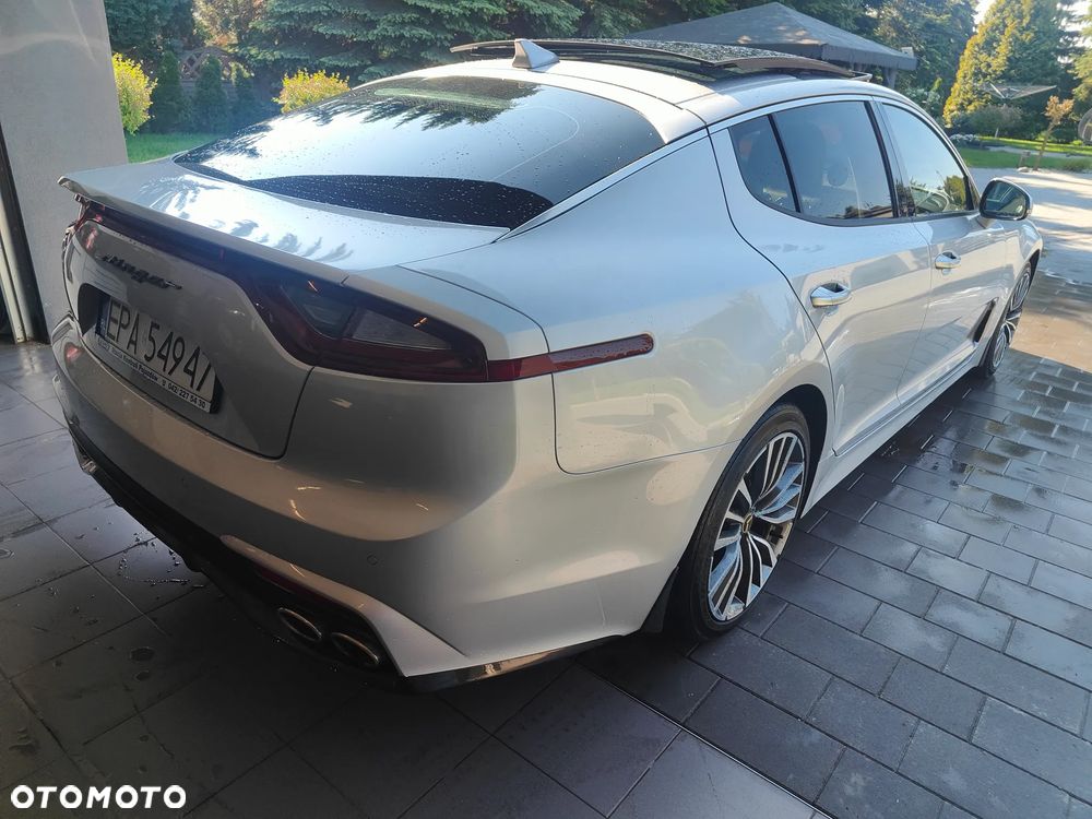 Kia Stinger - 19