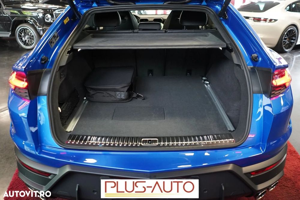 Lamborghini URUS - 28