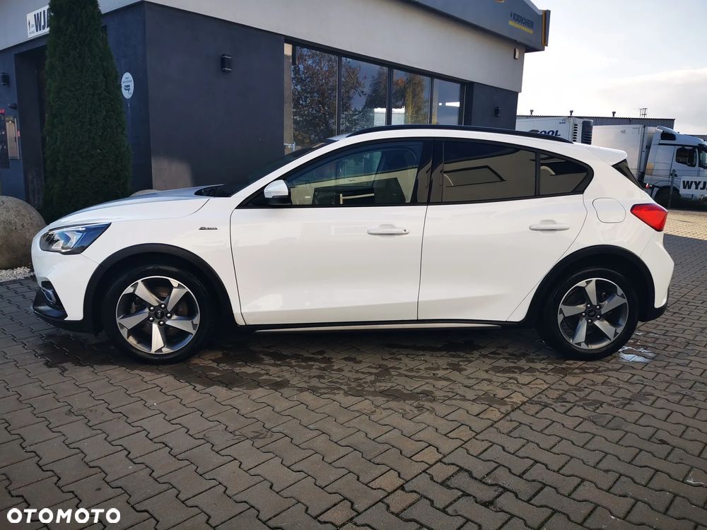 Ford Focus 1.0 EcoBoost Start-Stopp-System ACTIVE STYLE - 2