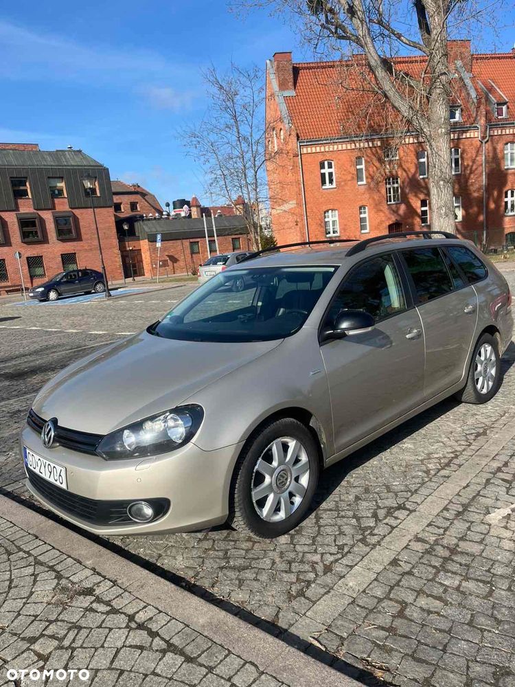 Volkswagen Golf 1.6 TDI DPF BlueMotion Technology MATCH - 2