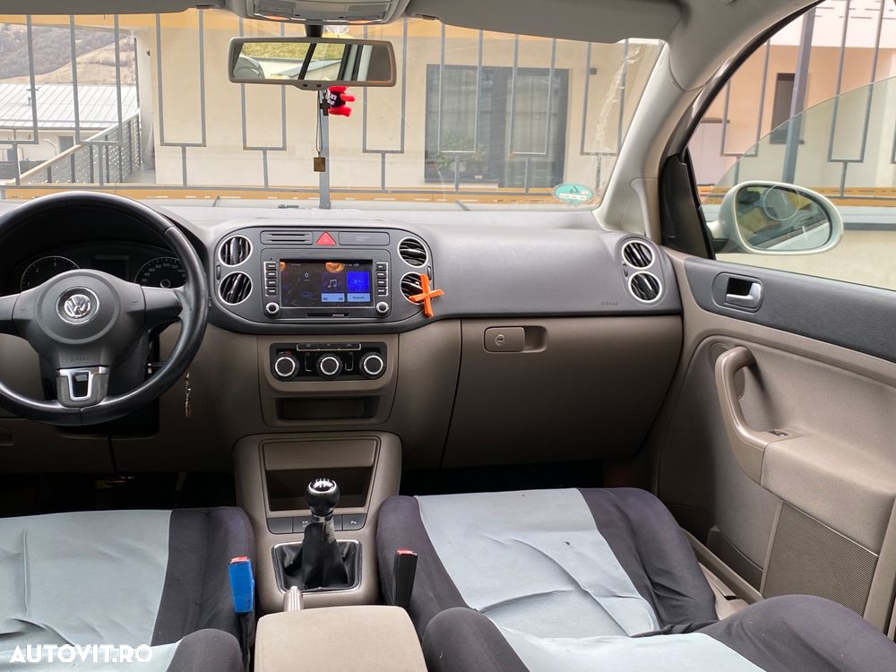 Volkswagen Golf Plus 1.6 TDI DPF Comfortline - 11