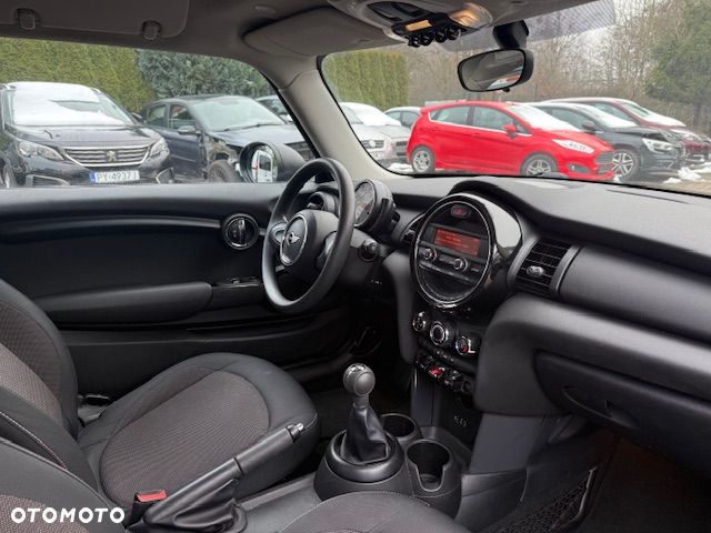 MINI ONE D Metropolitan - 12