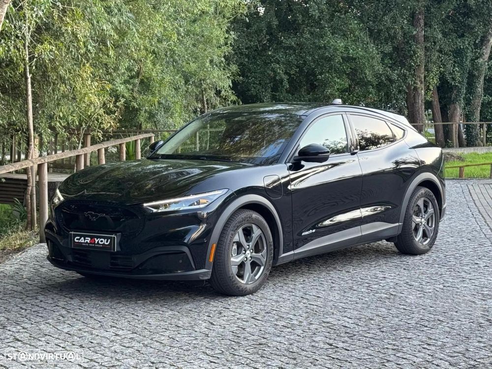 Ford Mustang Mach-E 75.7 kWh Base - 4