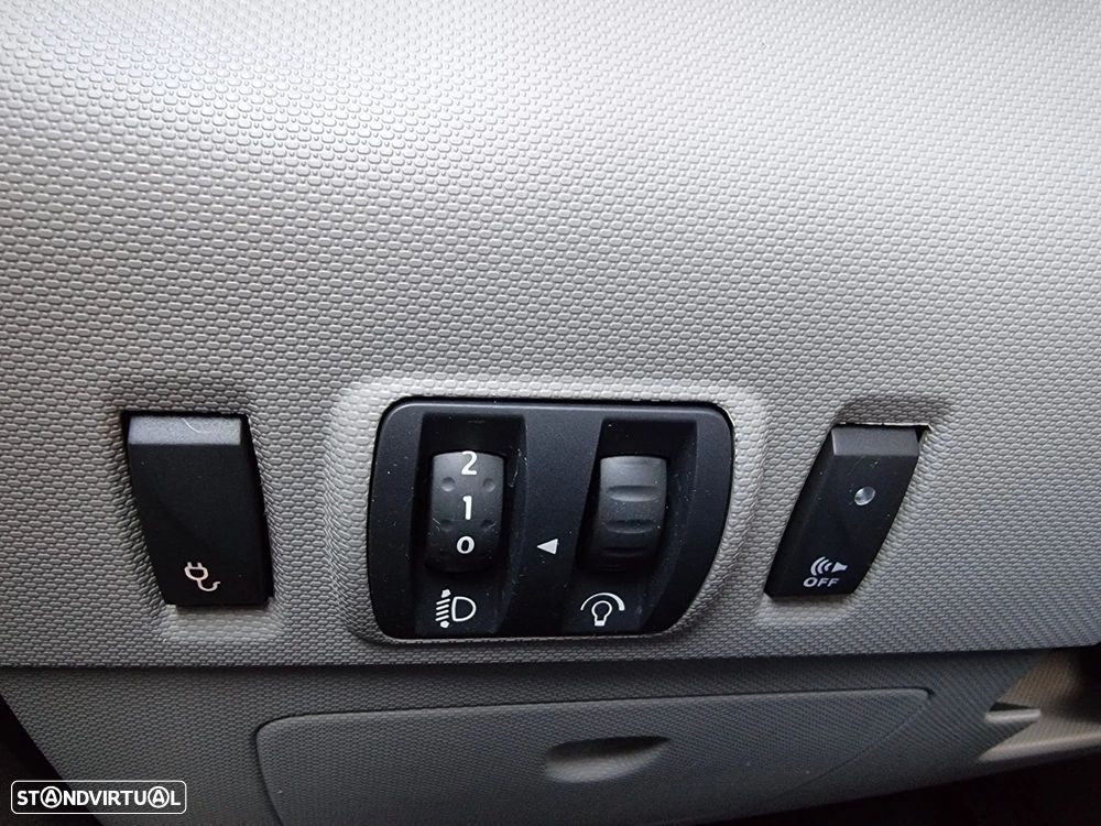 Renault Zoe (c/ Bateria) Bose 40 - 20
