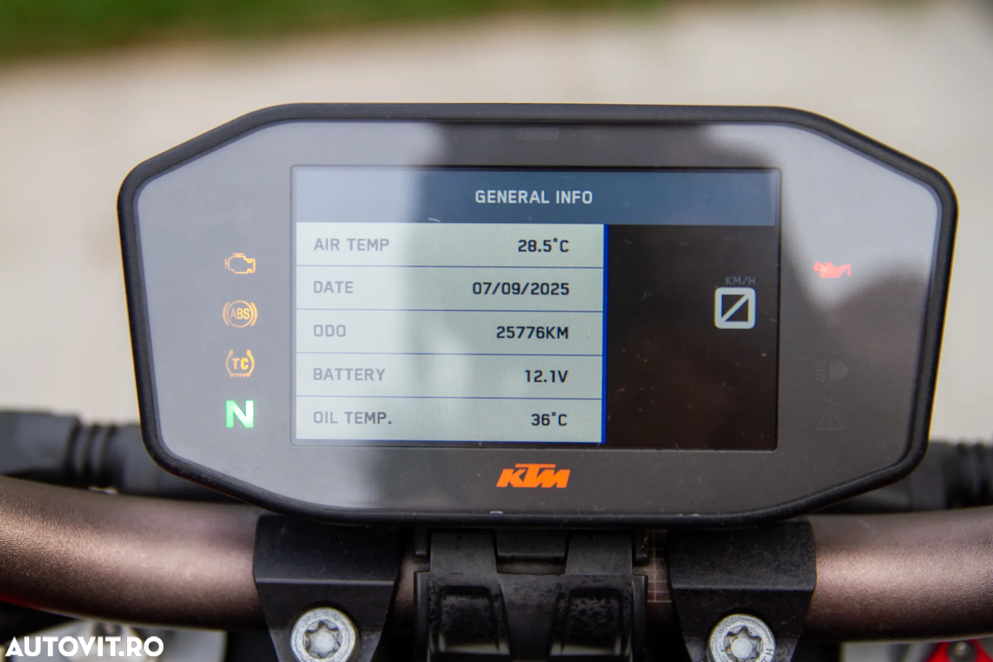 KTM 1290 Super Duke R - 7