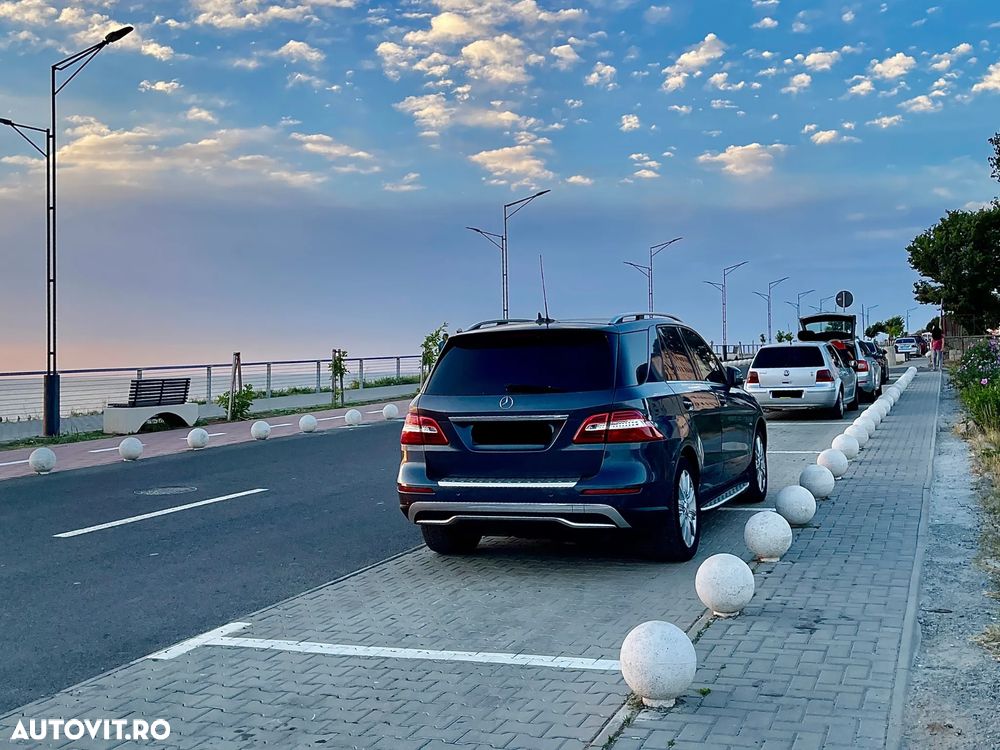 Mercedes-Benz ML 250 BlueTEC 4MATIC 7G-TRONIC - 4