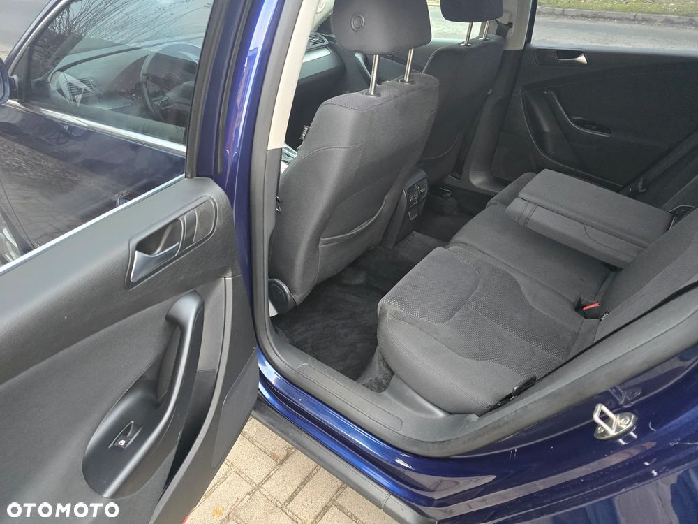 Volkswagen Passat 2.0 Blue TDI DPF DSG Highline - 6