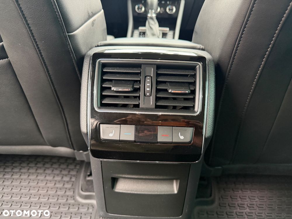 Skoda Superb 2.0 TSI 4x4 L&K DSG - 20