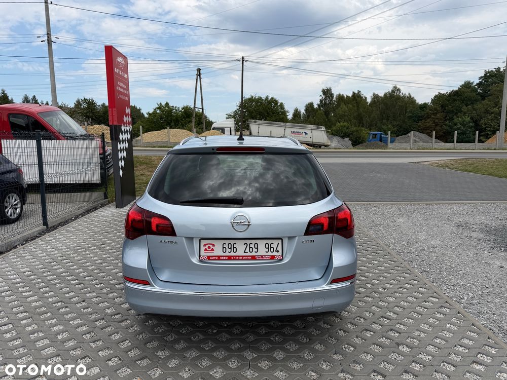 Opel Astra 2014