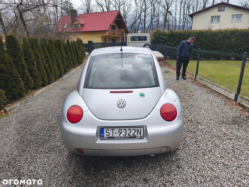 Volkswagen New Beetle - 7